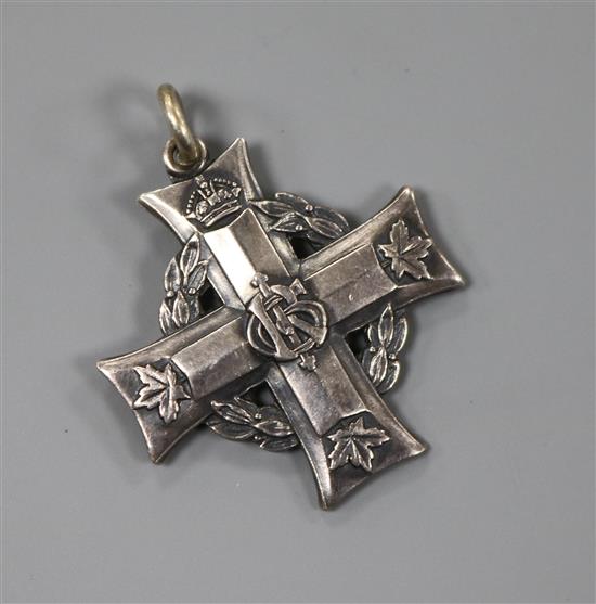 A WWI Canadian memorial cross to 59375 Pte J.G. Goldenburg